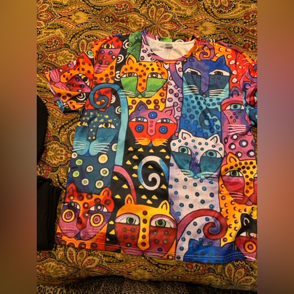 Cats Cats Cats Tee Shirt XL